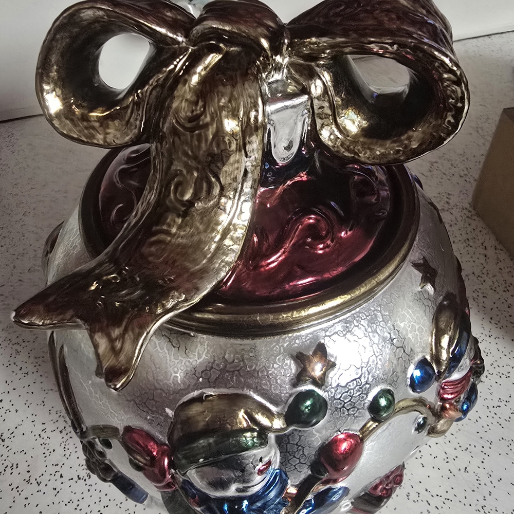 Jhc Ornament Cookie Jar, In Great Condition! Beautiful Color And Style.